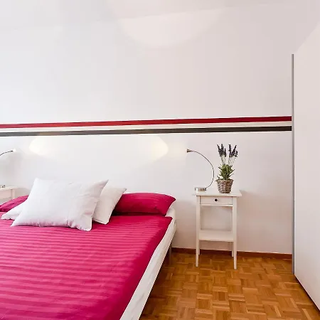 Junior By Interhome Ascona